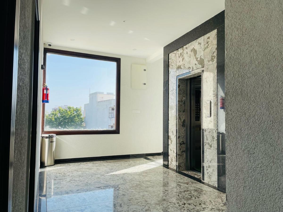 Clover Inn Ουνταϊπούρ Εξωτερικό φωτογραφία