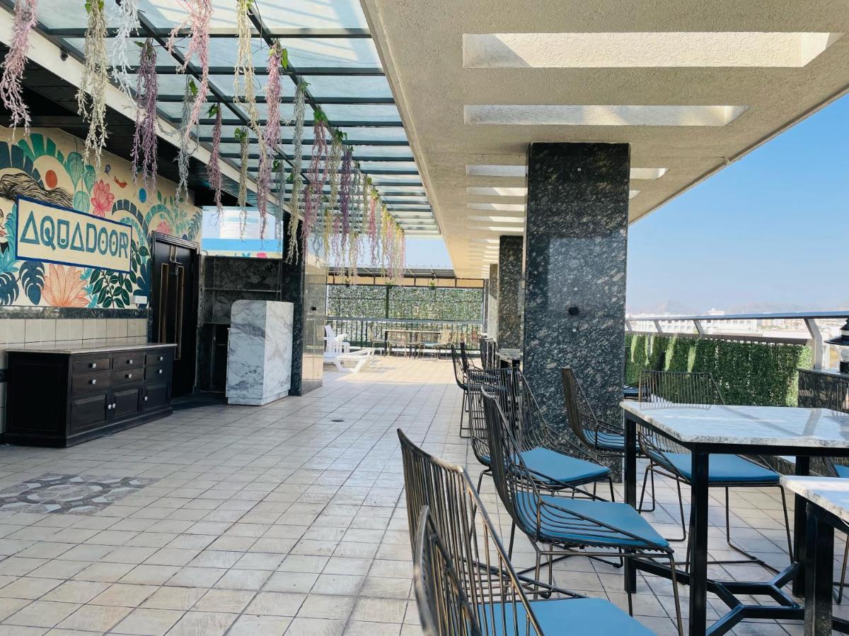 Clover Inn Ουνταϊπούρ Εξωτερικό φωτογραφία